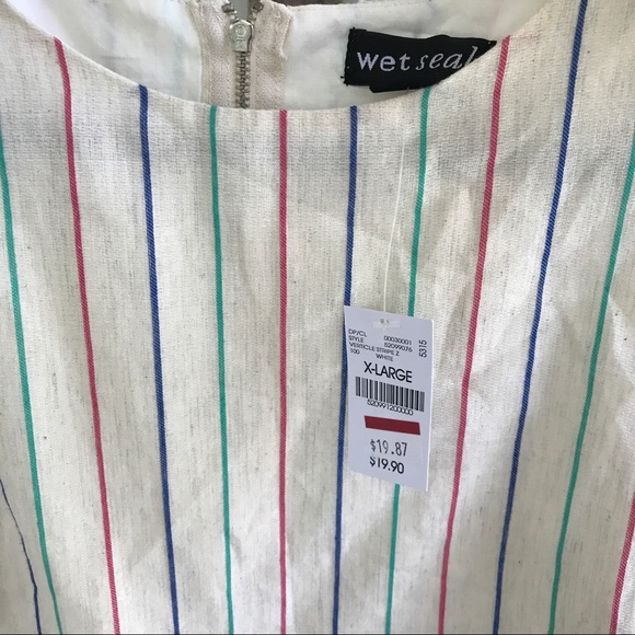 🌸Beach Day Crop Top, Wet Seal, never worn, XL - Picture 4 of 4