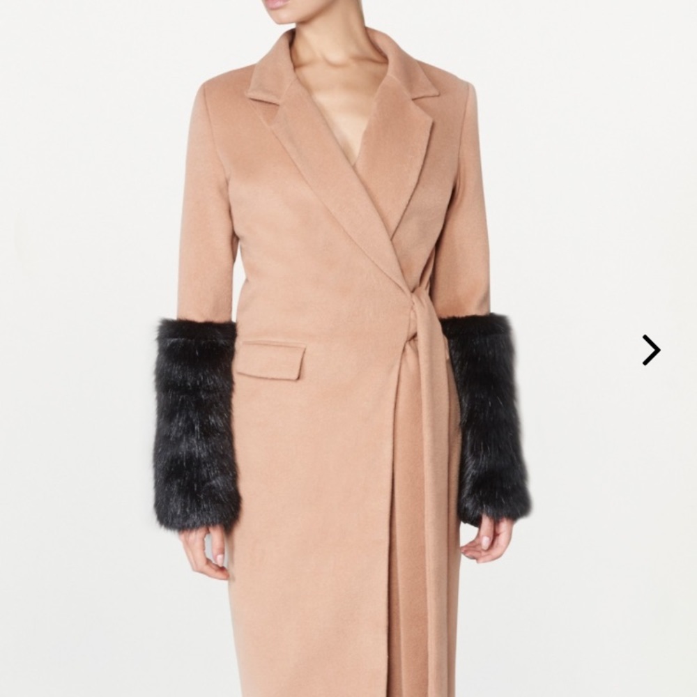 Lavish Alice Faux Furr Cuff Coat, new with tags