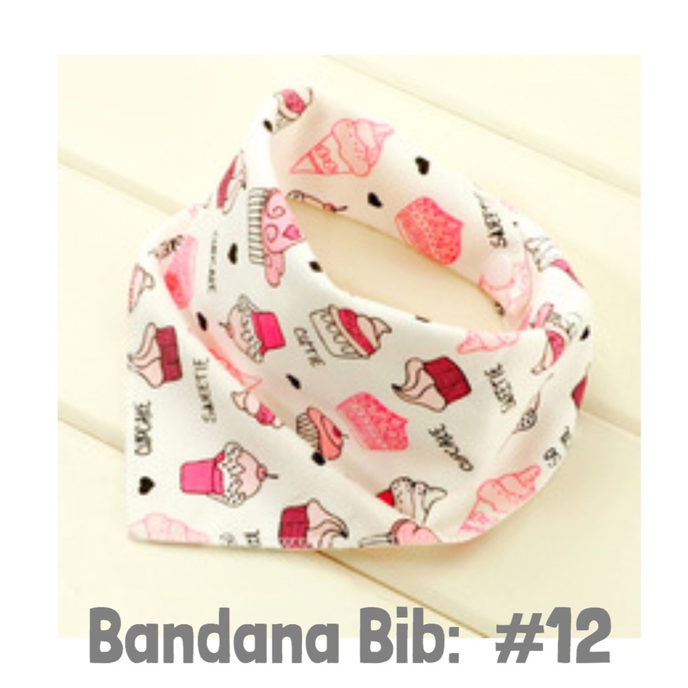 Bandana Bib For Baby (Cupcakes)