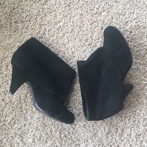Steve Madden Real Leather Black Suede Booties