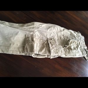 American Eagle cargos 30/30