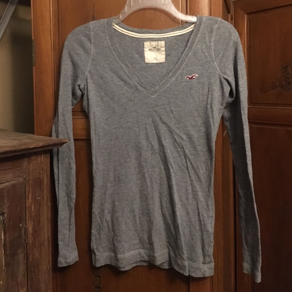 Hollister top