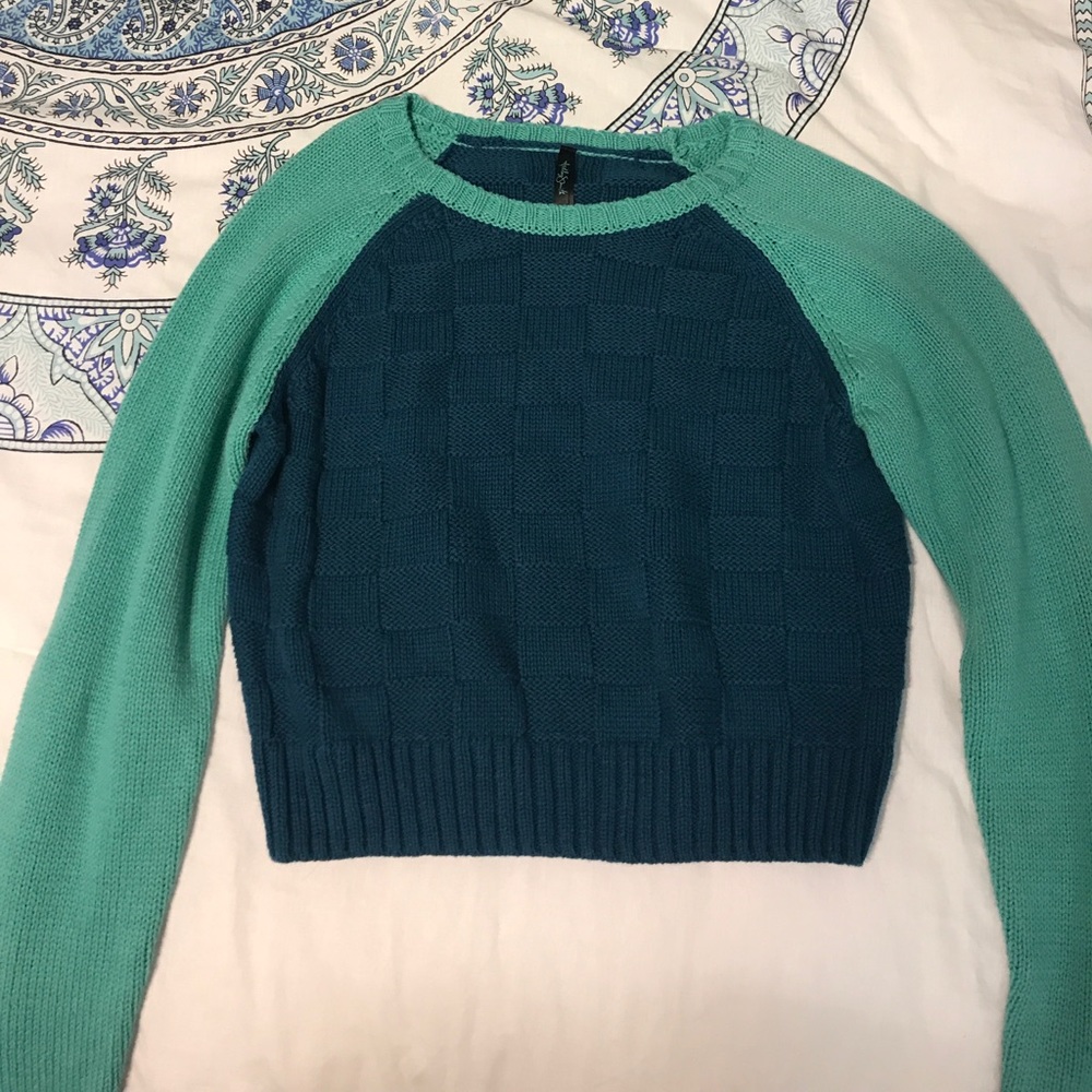 RVCA crop top sweater