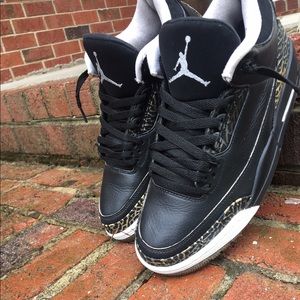 Retro Jordan 3s *Custom* (wolf greys)