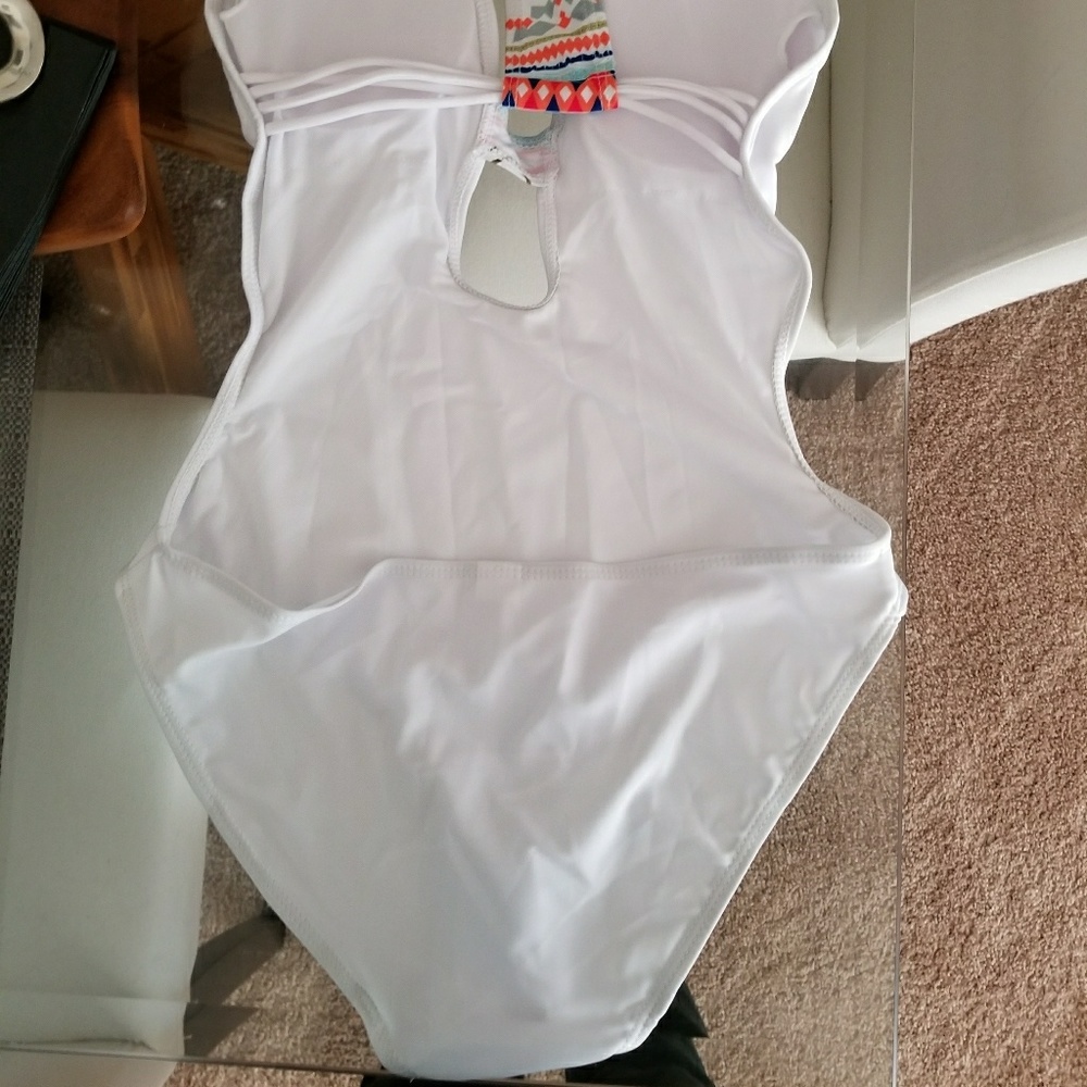 Bathing suit - Picture 6 of 6