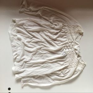 AE Off white blouse with key hole back 3/4 sleeves