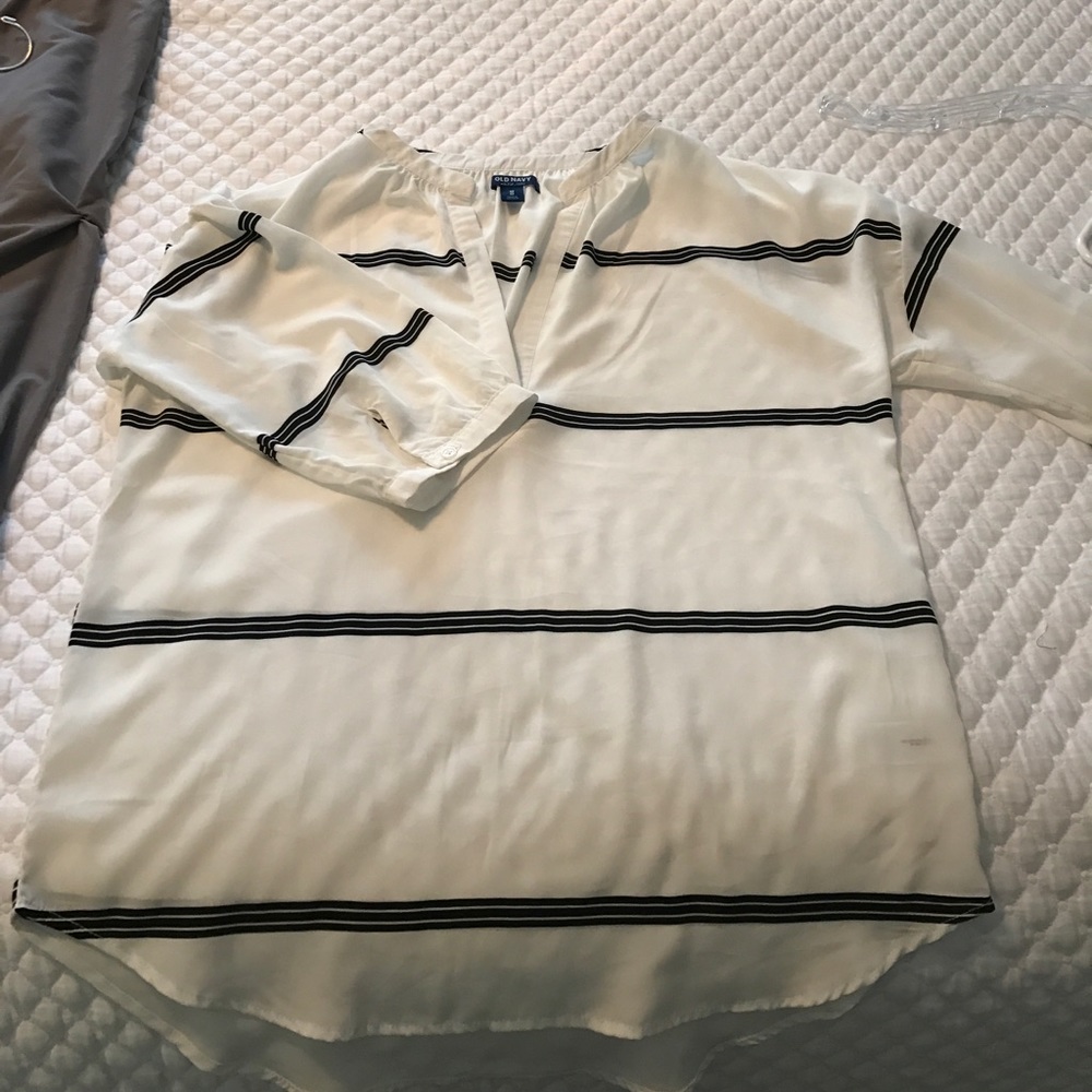 Old navy blouse