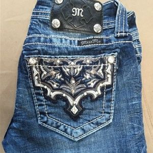 Miss Me Capri/Crop  jeans (100% Authentic)