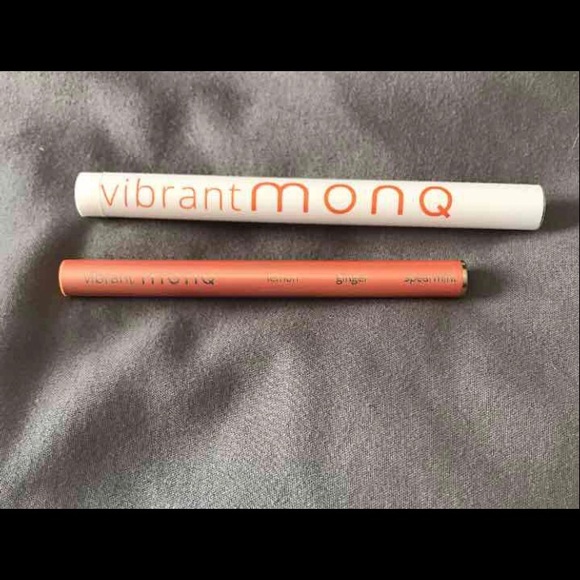 Vibrant MONQ therapeutic air - Picture 1 of 2