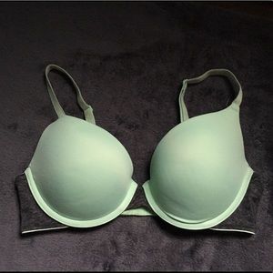🎀VS PINK "wear everywhere" style push up bra