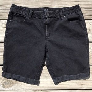 a.n.a. Bermuda Shorts