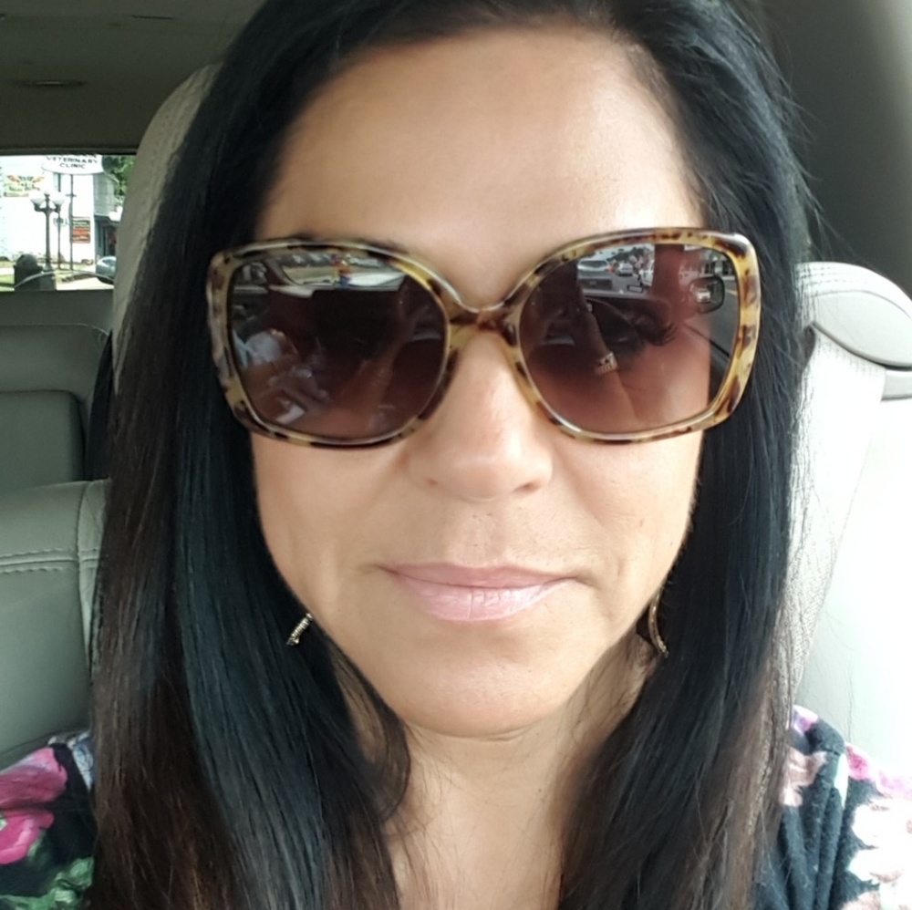 Meet your Posher, Nancy