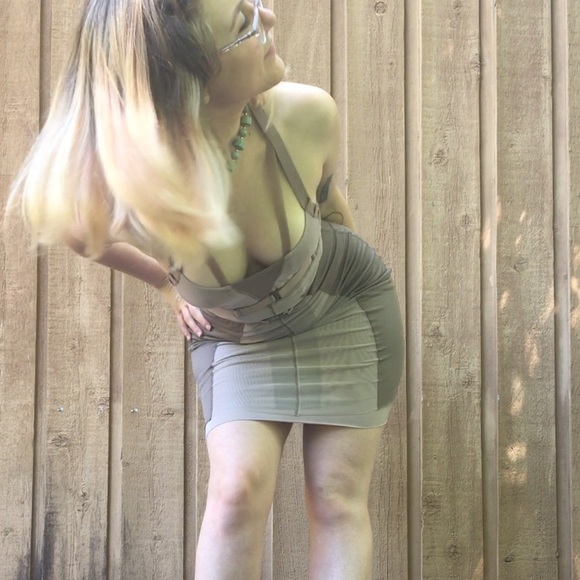 Bcbg MaxAzria tan bodycon dress with buckles - Picture 2 of 6