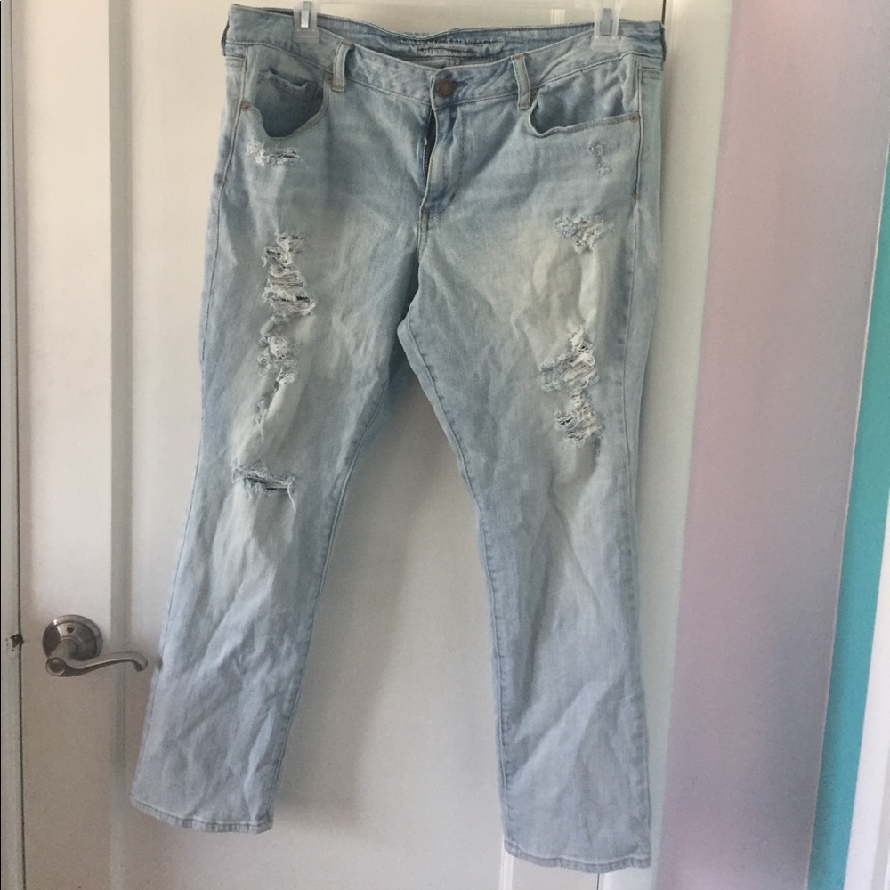 American Eagle Ripped Skinny Jeans Light Wash