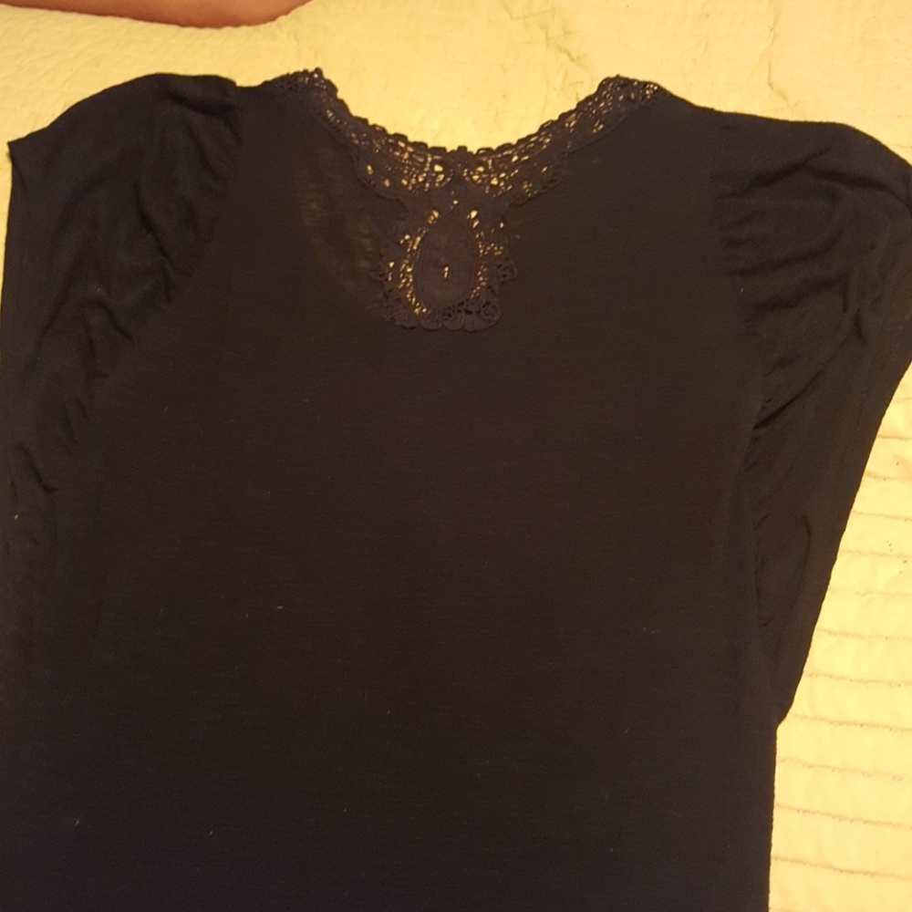 Black shirt