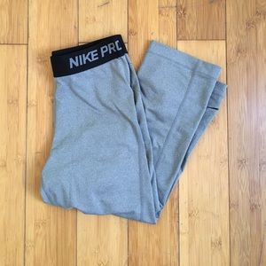 NIKE Dri-Fit Capris