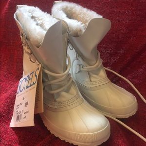 Women's Vintage Sorel boots
