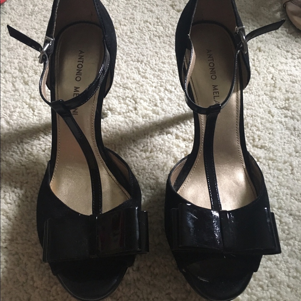 Antonio Melanin T-Strap Bow Black Heels 8W