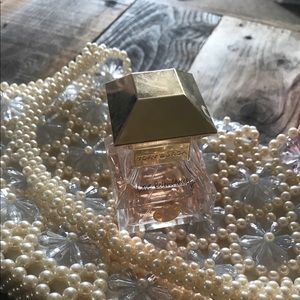 Tory Burch "Love Relentlessly"