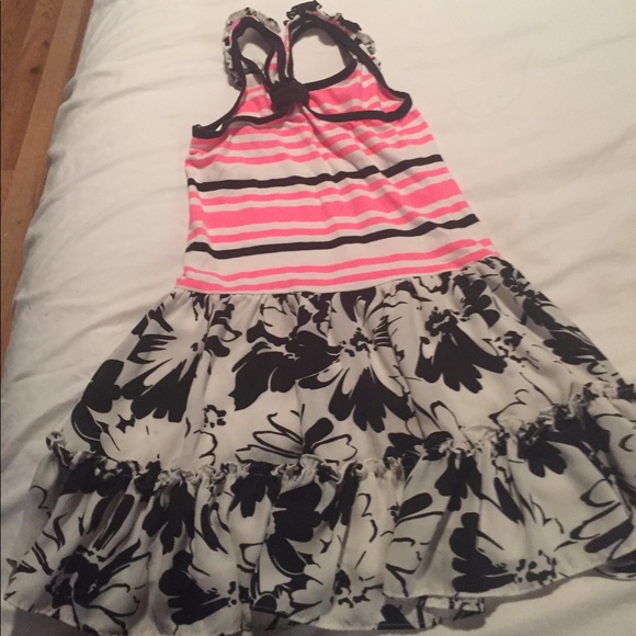 🎉Host Pick!🎉Girls Racerback Flowy Dress Size 5 - Picture 3 of 4