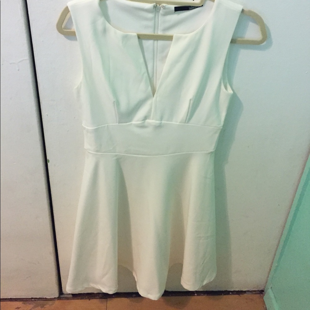 Lulus white dress. Size small