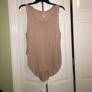 Tan tanktop