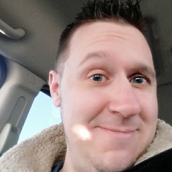 Meet your Posher, Scott - Picture 1 of 1