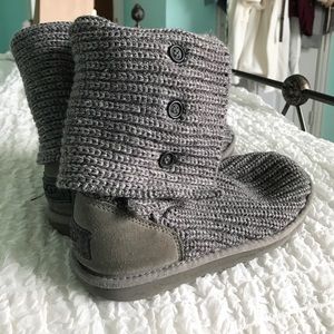 Grey sweater uggs