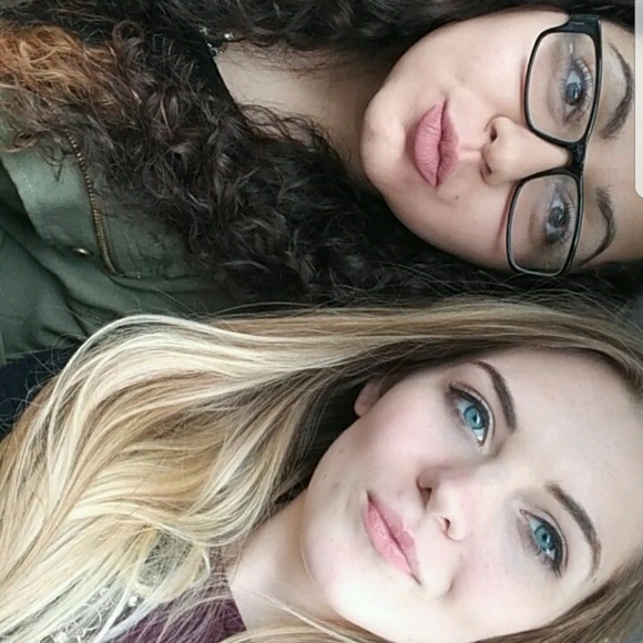 Meet your Posher, Eman - Picture 1 of 1