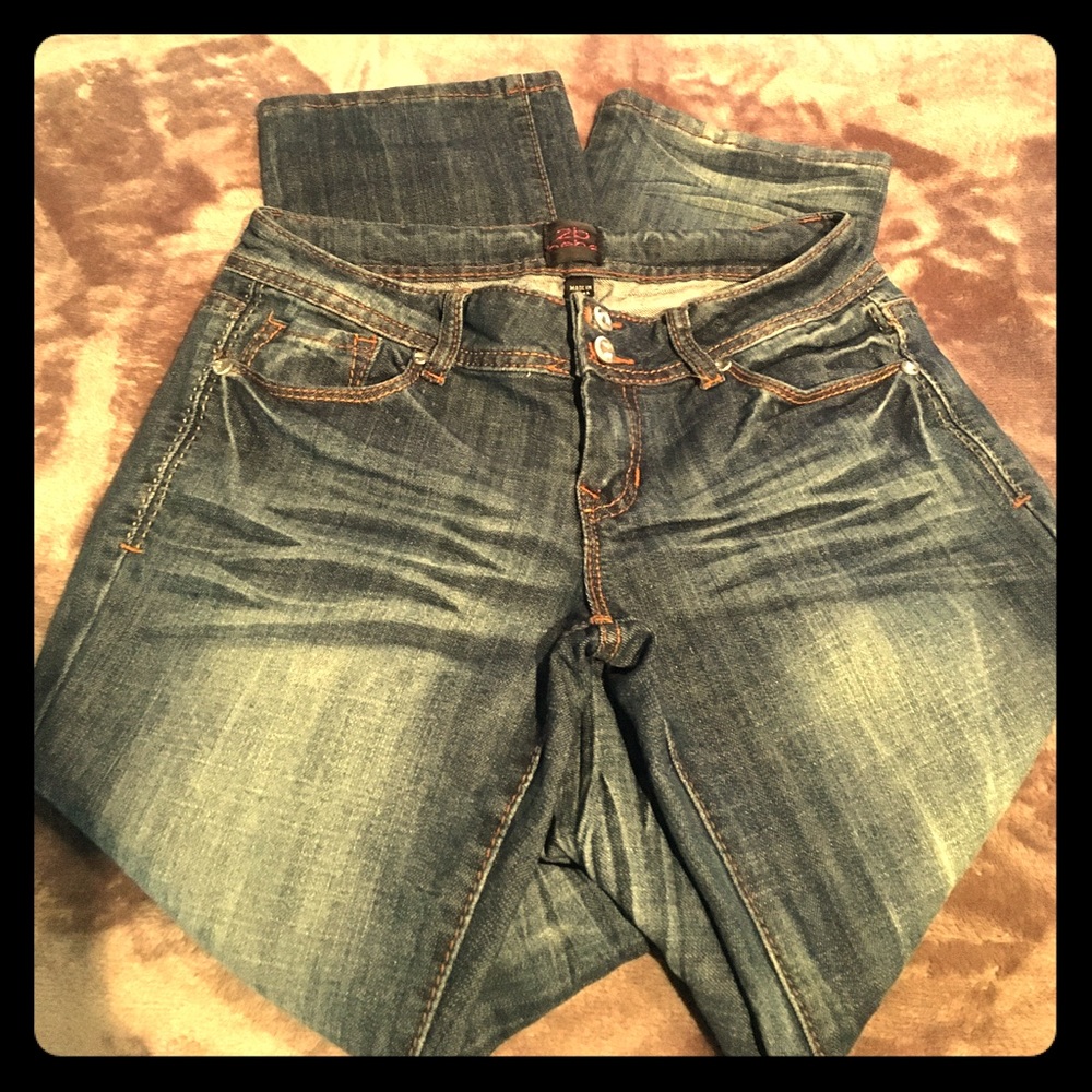 2b Bebe bootleg jeans