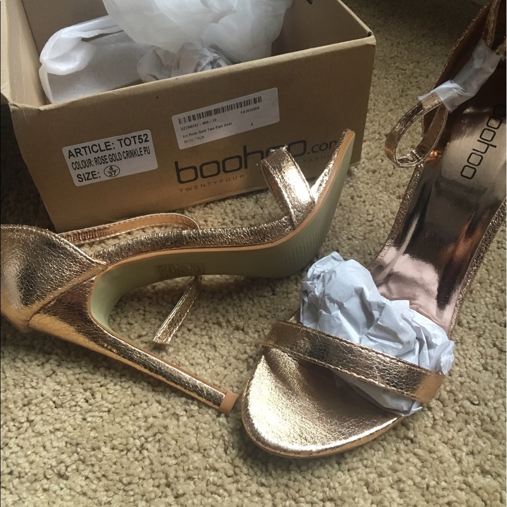 Rose gold heels!