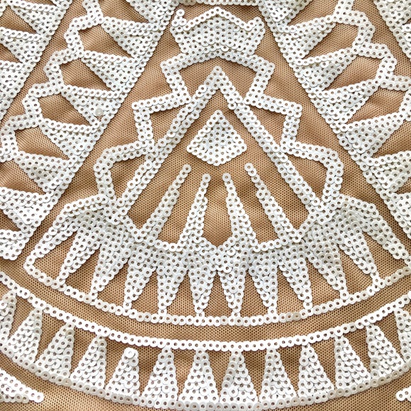 Mosaic Sequined Skirt in Nude Mesh NWOT - Picture 2 of 4