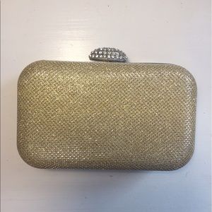 Gold clutch
