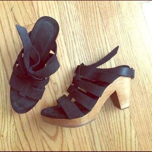 Rachel Comey like wooden and Suede clog heel