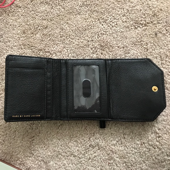Marc by Marc Jacobs black wallet - Picture 2 of 4