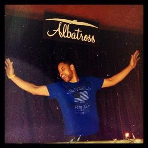 Meet your Posher, Todd