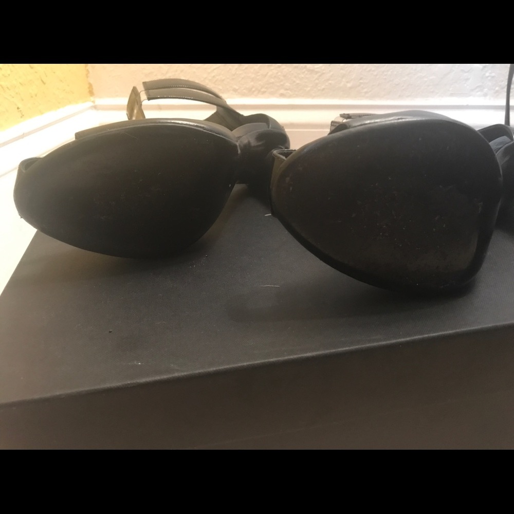 Tom Ford like new. Size 38 1/2 - Picture 3 of 4