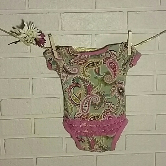 Paisley Newborn Onsie - Picture 2 of 3