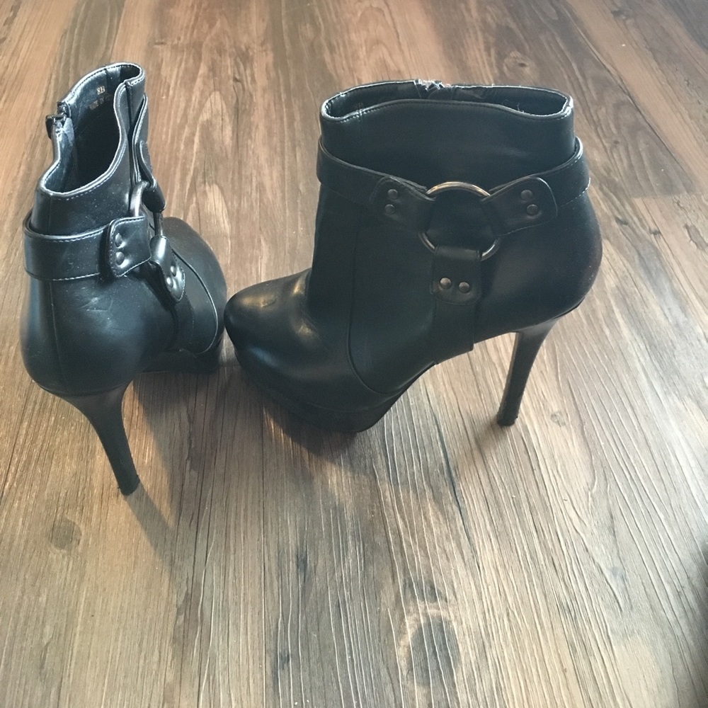 Charles by Charles David shoes