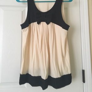 Anthropologie Left of Center Top. EUC. Medium.