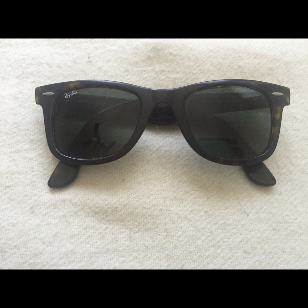 Rayban wayfarer sunglasses