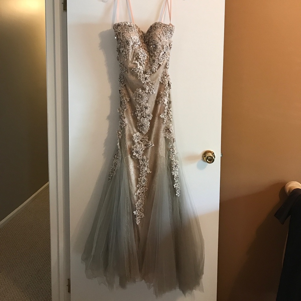 Champagne Camille La Vie Dress