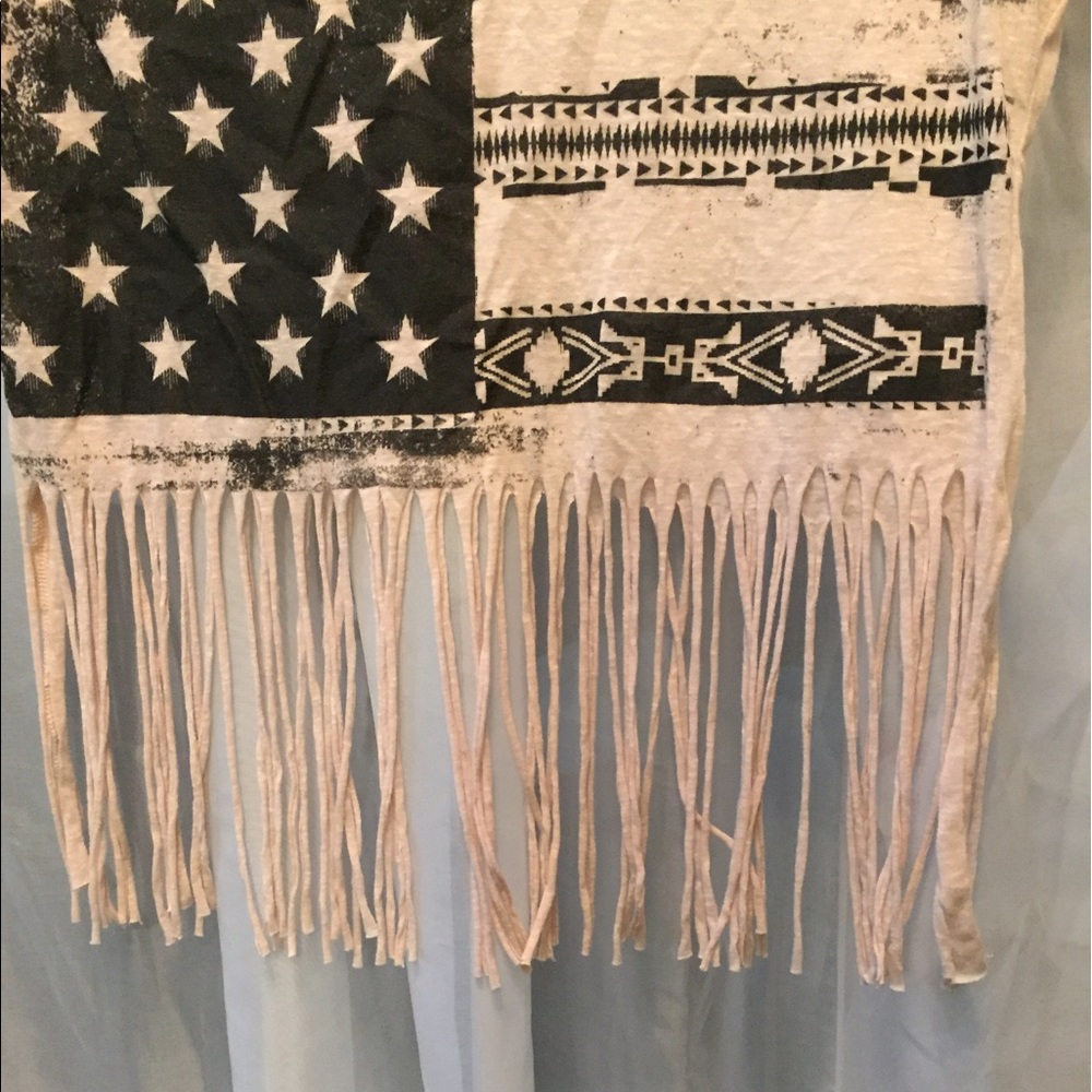 Small Charlotte Russe Crop Top - Picture 2 of 4