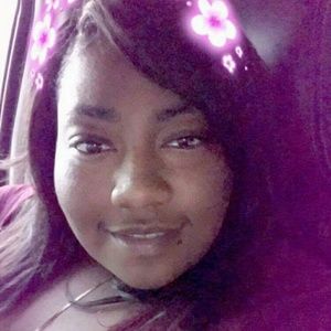 Meet your Posher, Brittney