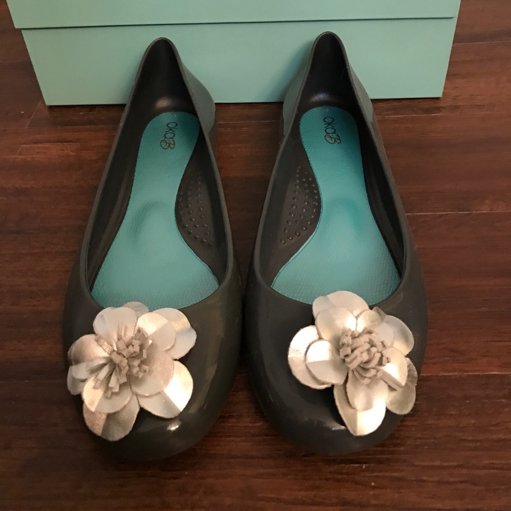 Oka-B ballet flat