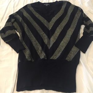 Black and gold Lon sleeve sweater