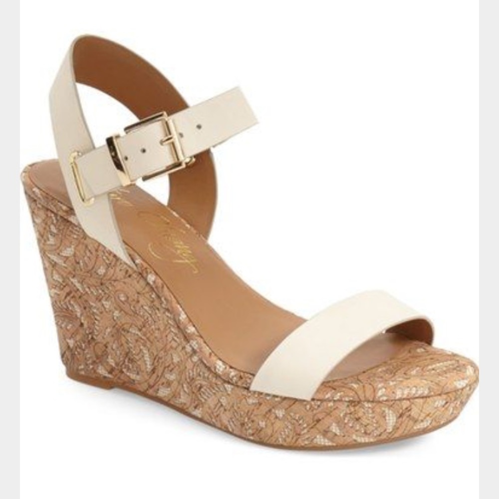 🎀Pauline Arturo Chiang Wedges🎀