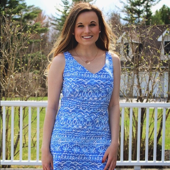 Meet your posher, Jenna - Picture 2 of 3