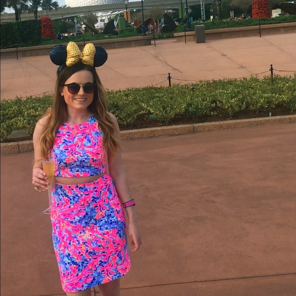 Meet your posher, Jenna - Picture 3 of 3