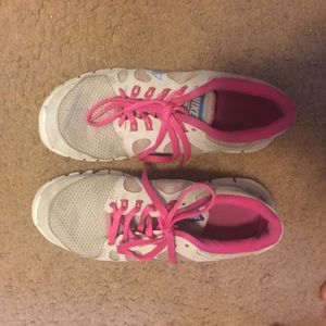 Nike Free 5.0 Pink and Grey